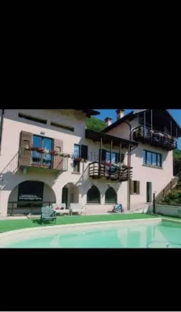 casa indipendente in vendita ad Omegna