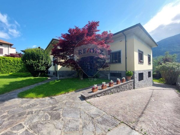 casa indipendente in vendita ad Omegna