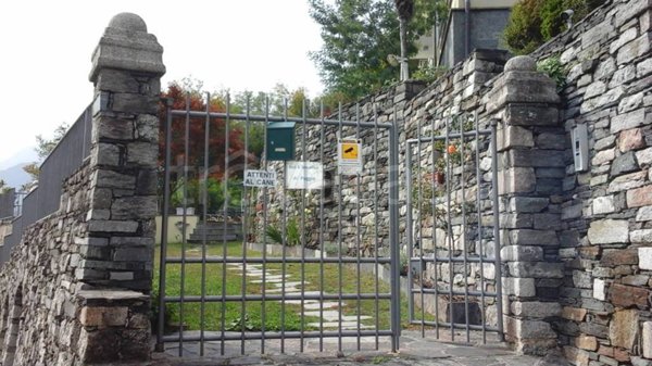 casa indipendente in vendita ad Omegna