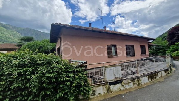 appartamento in vendita ad Omegna in zona Crusinallo