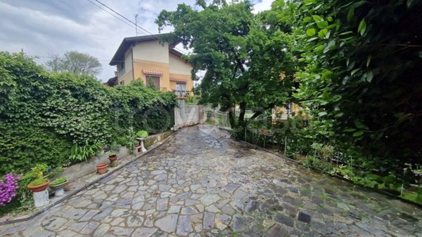 appartamento in vendita ad Omegna in zona Crusinallo