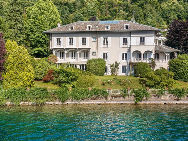 casa indipendente in vendita ad Omegna