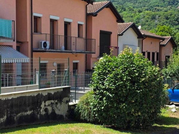 casa indipendente in vendita ad Omegna