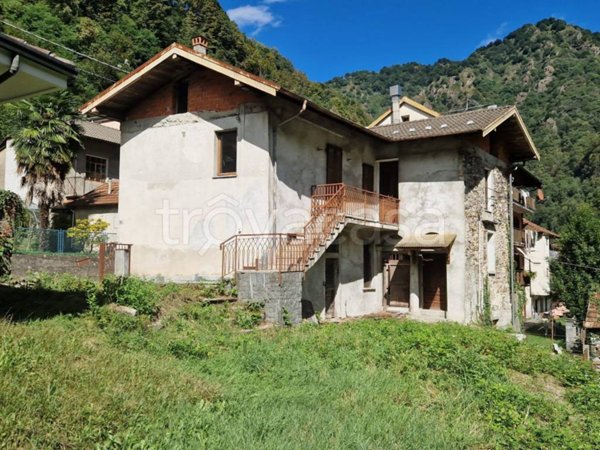 casa indipendente in vendita ad Omegna