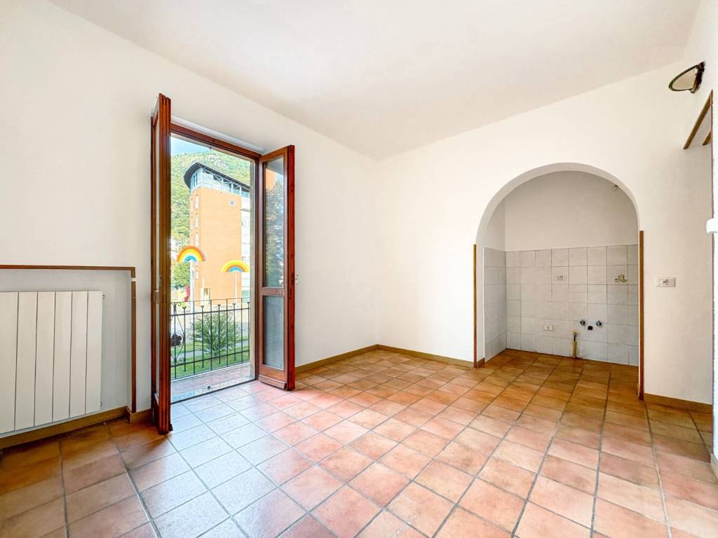appartamento in vendita ad Omegna in zona Sant'Anna