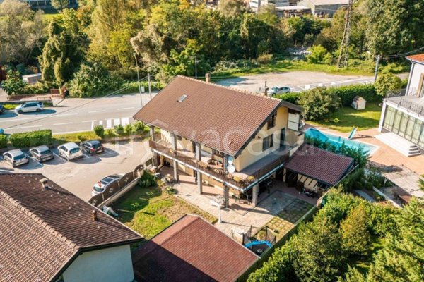 casa indipendente in vendita ad Omegna