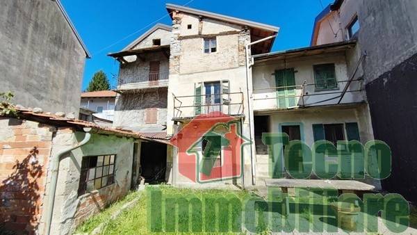 casa indipendente in vendita ad Omegna