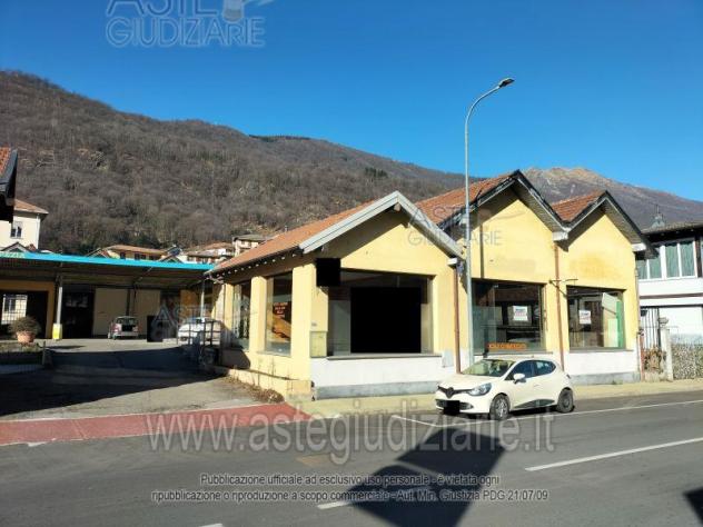 negozio in vendita ad Omegna