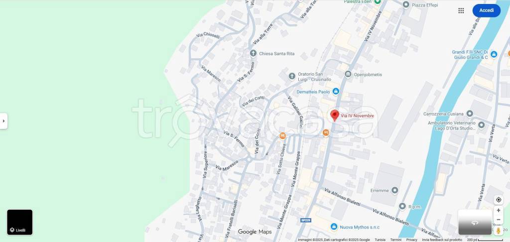 locale commerciale in vendita ad Omegna