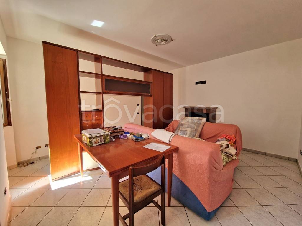 appartamento in vendita ad Omegna in zona Crusinallo