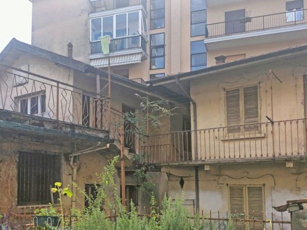 casa indipendente in vendita ad Omegna