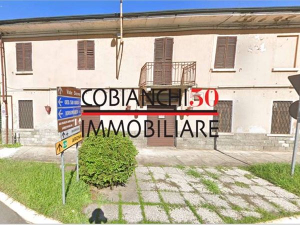 intera palazzina in vendita ad Omegna