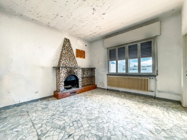 casa indipendente in vendita ad Omegna in zona Crusinallo