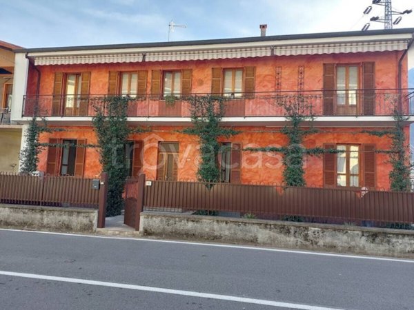 appartamento in vendita ad Omegna in zona Crusinallo
