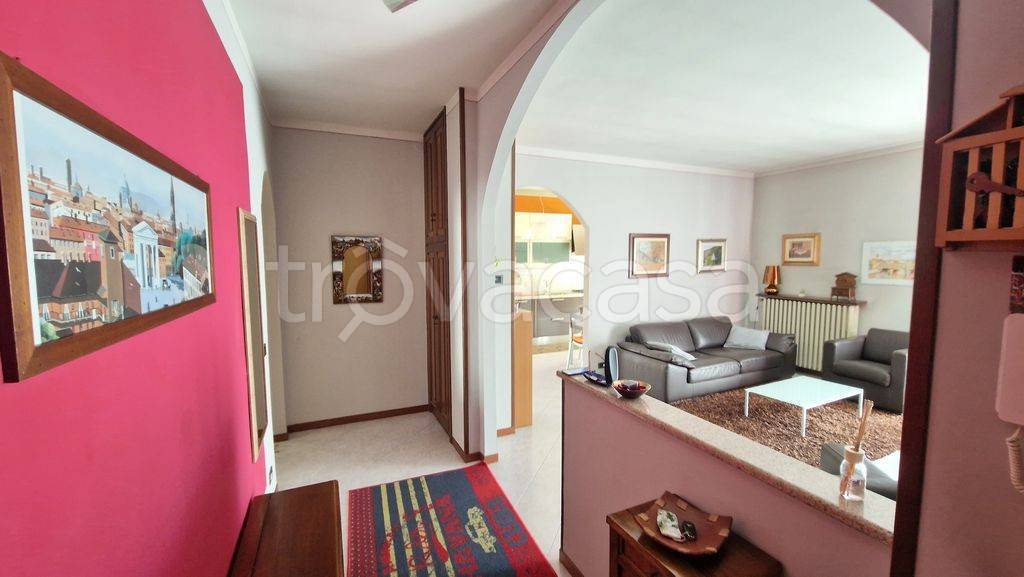 appartamento in vendita ad Omegna in zona Crusinallo