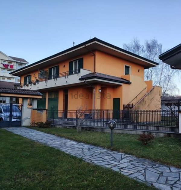 casa indipendente in vendita ad Omegna