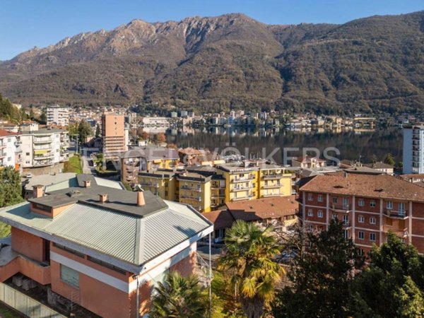 casa indipendente in vendita ad Omegna