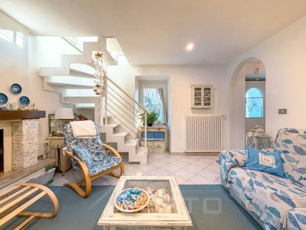 casa indipendente in vendita ad Omegna