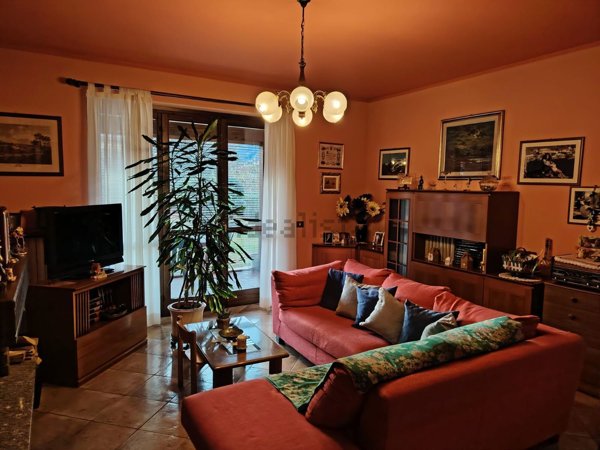 casa indipendente in vendita ad Omegna