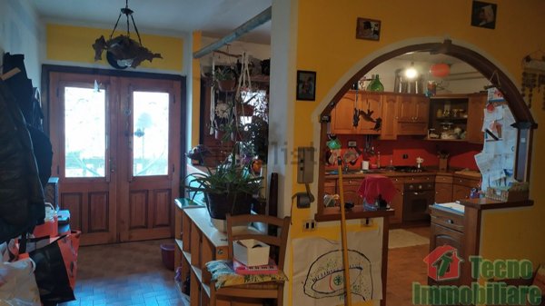 casa indipendente in vendita ad Omegna in zona Gattugno