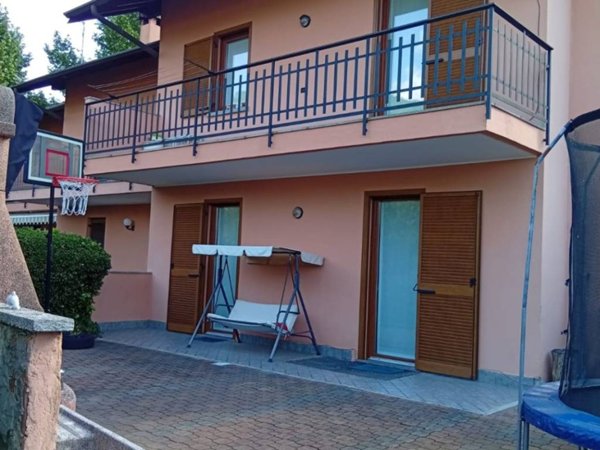 casa indipendente in vendita ad Omegna