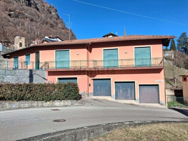 casa indipendente in vendita ad Omegna