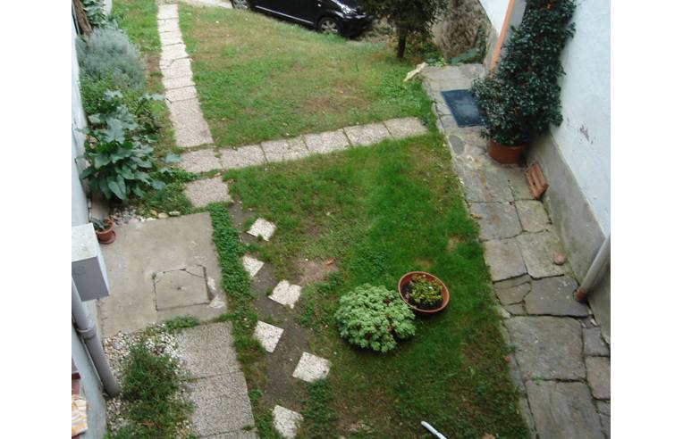 appartamento in vendita ad Omegna in zona Agrano