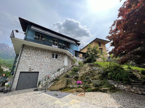 casa indipendente in vendita ad Omegna in zona Crusinallo