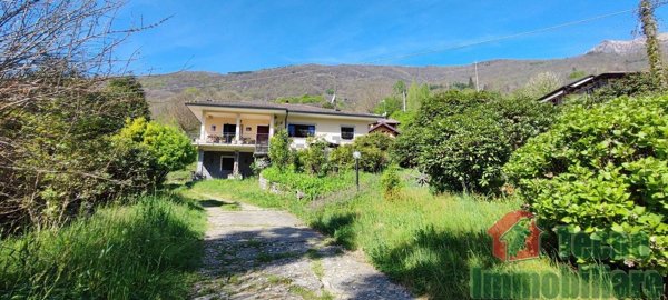 casa indipendente in vendita ad Omegna