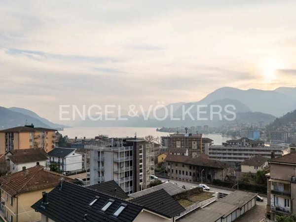 casa indipendente in vendita ad Omegna in zona Sant'Anna
