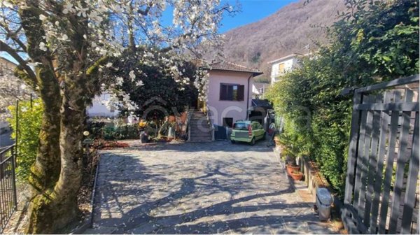 appartamento in vendita ad Omegna in zona Crusinallo