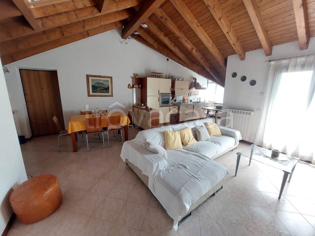 appartamento in vendita ad Omegna