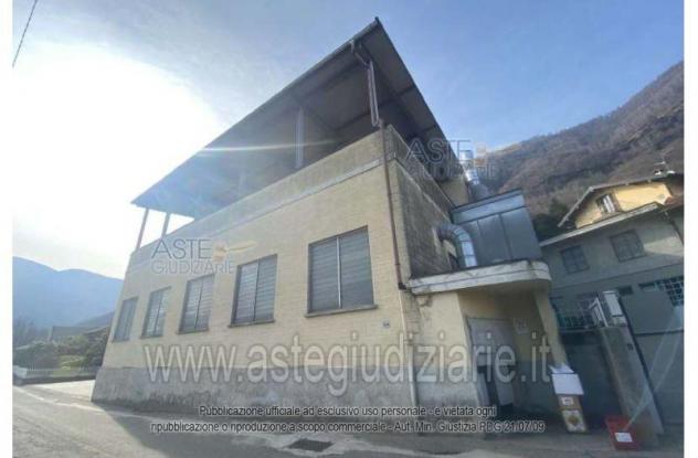 negozio in vendita ad Omegna