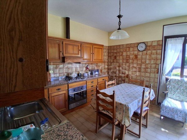 appartamento in vendita ad Omegna in zona Sant'Anna