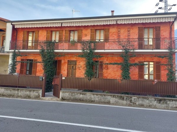 appartamento in vendita ad Omegna in zona Crusinallo