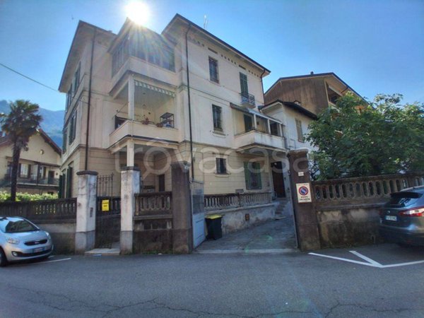appartamento in vendita ad Omegna in zona Sant'Anna