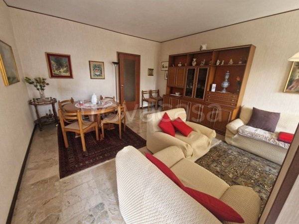 appartamento in vendita ad Omegna in zona Borca