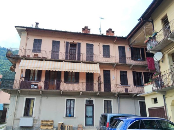 appartamento in vendita ad Omegna in zona Crusinallo