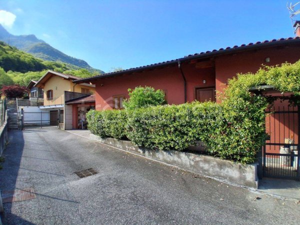 appartamento in vendita ad Omegna in zona Crusinallo