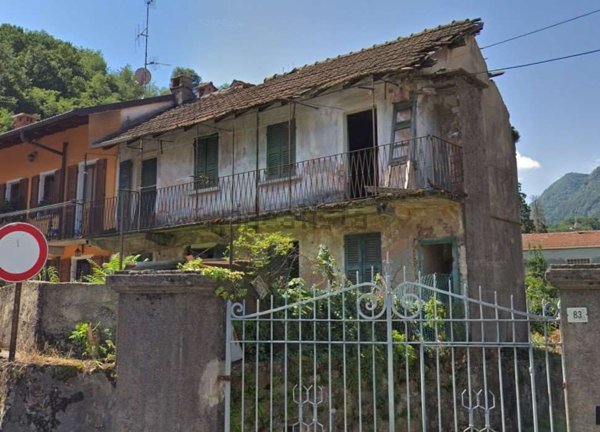 casa indipendente in vendita ad Omegna in zona Sant'Anna