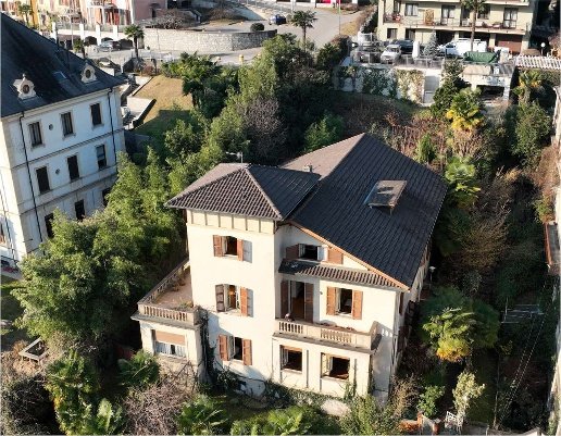 casa indipendente in vendita ad Omegna in zona Sant'Anna