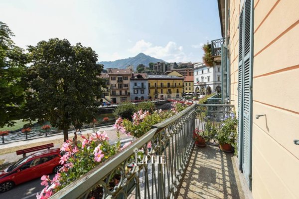casa indipendente in vendita ad Omegna in zona Sant'Anna