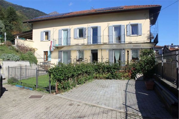 casa indipendente in vendita ad Omegna in zona Crusinallo