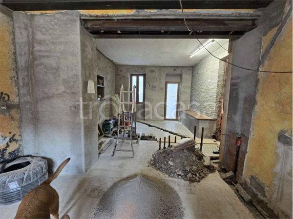 appartamento in vendita ad Omegna in zona Crusinallo
