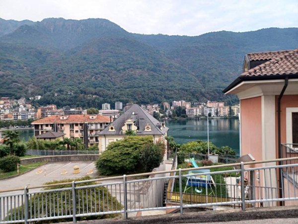 appartamento in vendita ad Omegna in zona Sant'Anna