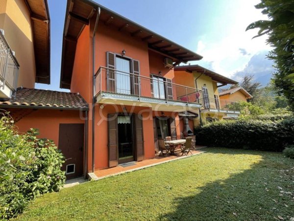 casa indipendente in vendita ad Ornavasso