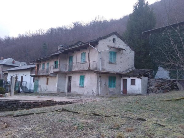 casa indipendente in vendita ad Ornavasso