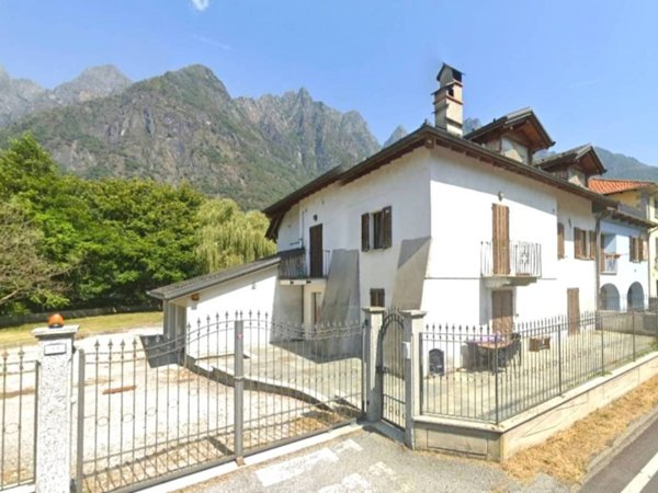 casa indipendente in vendita ad Ornavasso in zona Migiandone