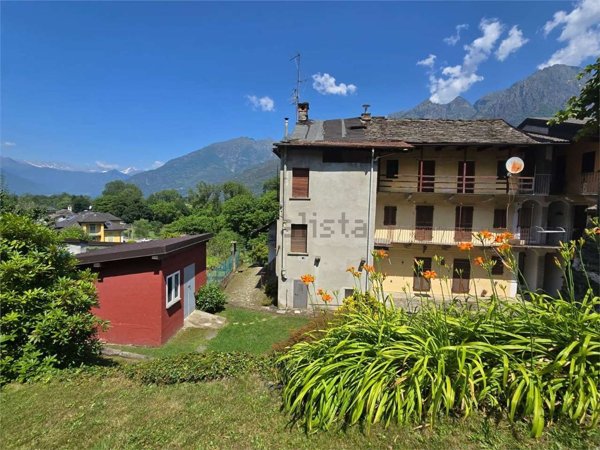 casa indipendente in vendita ad Ornavasso in zona Migiandone