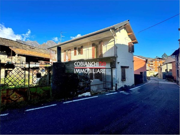 casa indipendente in vendita ad Ornavasso
